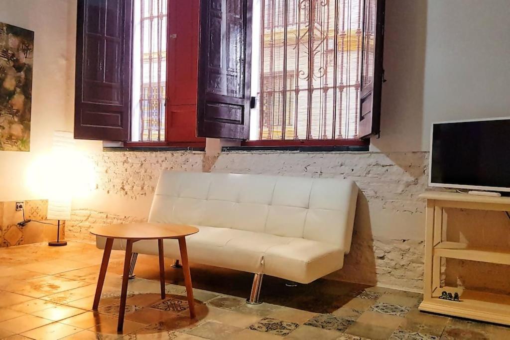 B Reform Netflix Parking Segun Disponibilidad Apartment Seville Exterior photo