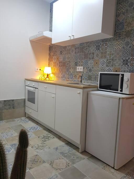 B Reform Netflix Parking Segun Disponibilidad Apartment Seville Exterior photo